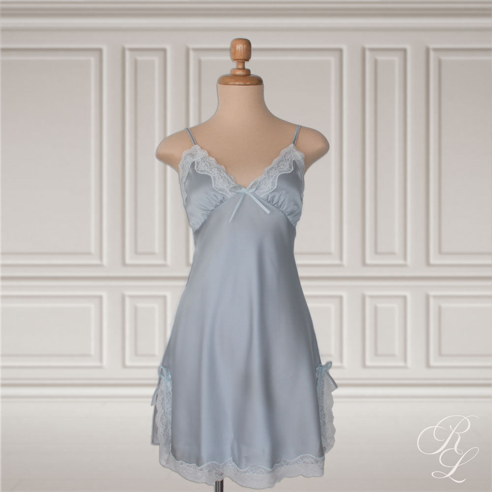 Pijama Satinada Mia - Celeste