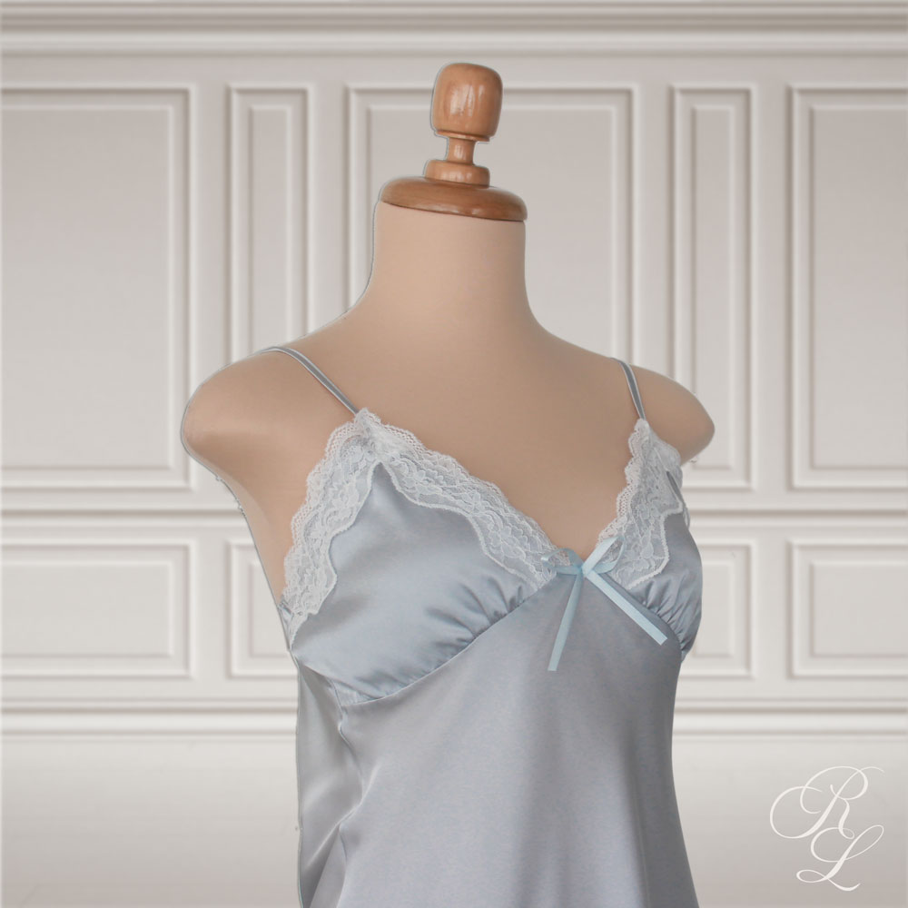 Pijama Satinada Mia - Celeste