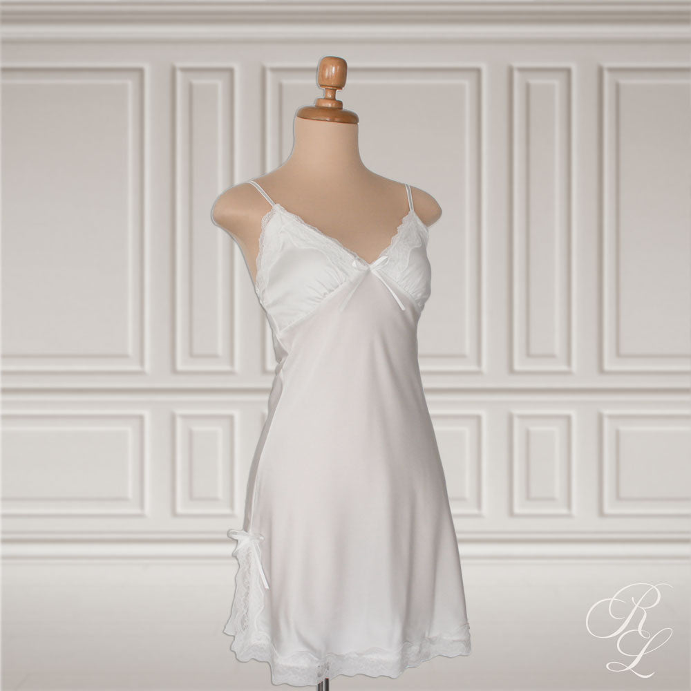 Pijama Satinada Mia - Blanco