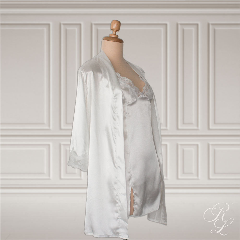 Pijama Satinada con Bata Meli