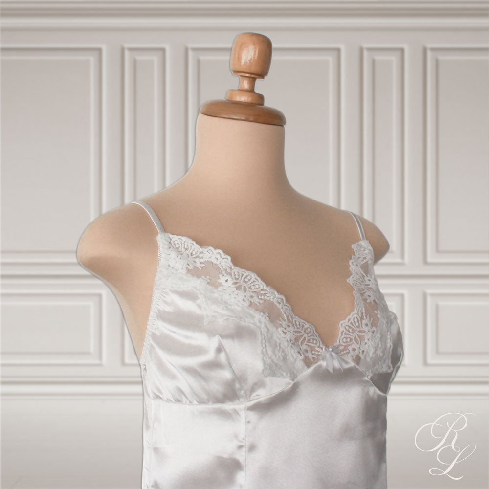 Pijama Satinada con Bata Meli